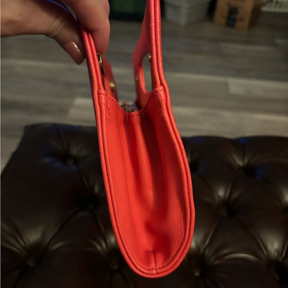 Coral Clutch - Brand New - Picture 2 of 5